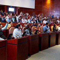 Diputada va por juicio político contra legisladores que avalaron endeudamiento de Oaxaca