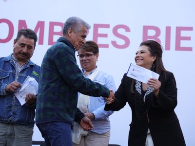 Programa Hombres Bienestar supera la meta en CDMX; sumará a 100 mil beneficiarios más en 2026