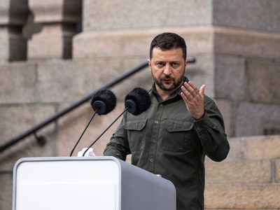 Ucrania investiga choque aéreo que mató a tres pilotos
