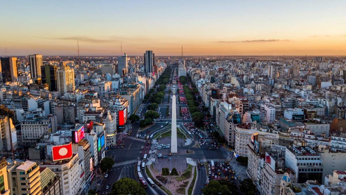 El Obelisco, uno de los íconos de la Ciudad. Fuente: (Twitter)