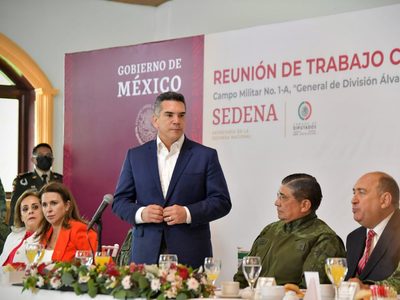 Reunión con "Alito" Moreno fue para informar sobre labor del Ejército y la Guardia Nacional: Sedena