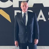 El opositor boliviano Branko Marinkovic es presentado como candidato presidencial desde Brasil