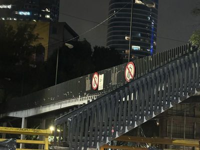 Cuelgan cuerpo de un hombre en puente de Circuito Interior