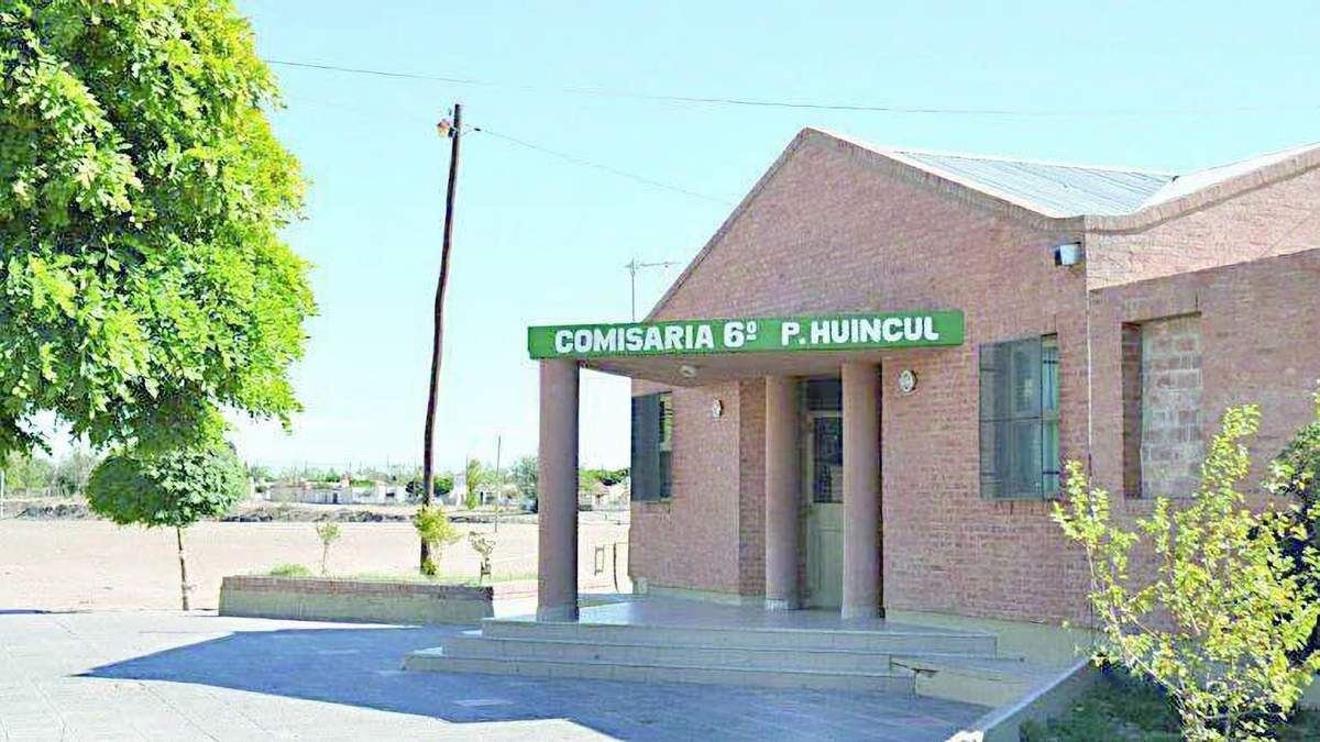 Comisaría de Plaza Huincul. Fuente: (Twitter)