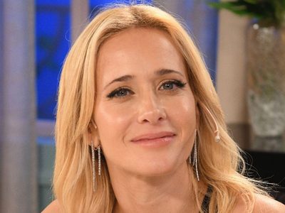 Está todo confirmado: Julieta Prandi está de novia con un reconocido cantante de los años 90’