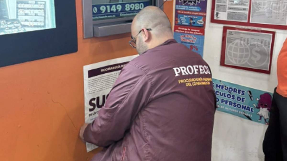 Operativo en casas de empeño