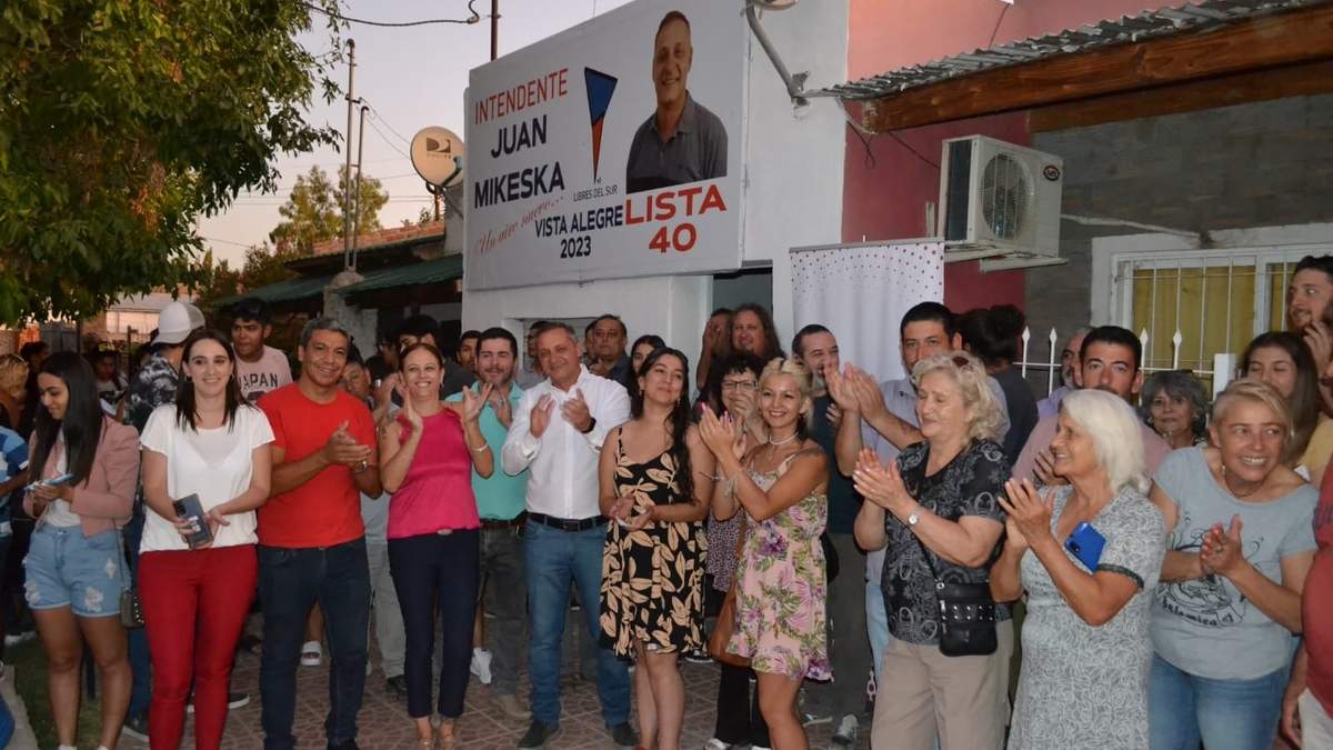 En el local de Libres del Sur, Mercedes Lamarca presentó lista de candidatos en Vista Alegre. Fuente: (Facebook)