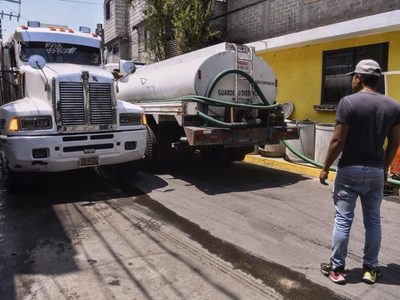 “Aguas con la reforma del agua”: colectivos se aprestan a impedir cambios en la gestión del líquido