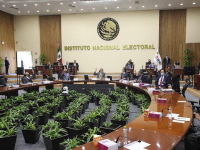 INE multa con hasta 1.6 millones de pesos a partidos políticos por omisiones durante las elecciones