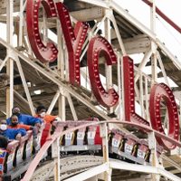 Cierran montaña rusa de Coney Island tras fallo mecánico