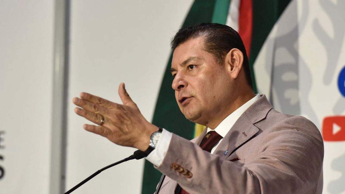 Alejandro Armenta, gobernador de Puebla