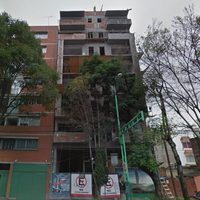 Detienen a responsables de obra por daños en edificio recién construido en Eje Central