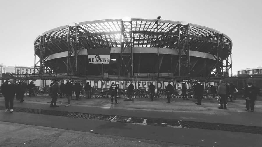 El estadio San Paolo cambiará de nombre