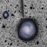 La galaxia M61 revela una corriente estelar oculta que cambia su historia