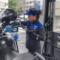 ¿Se viene un 15% de aumento en combustibles de YPF?