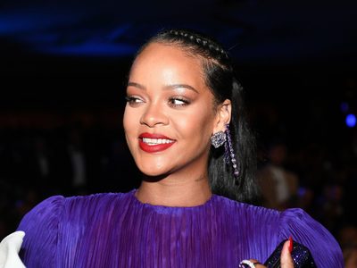 ¡POR CORONAVIRUS! Rihanna da una importante noticia y deja al mundo entero ¡en shock!