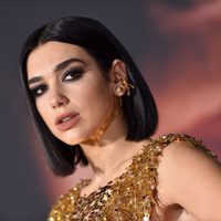 ¿Tanta belleza está permitida? Dua Lipa vuelve a impresionar a sus seguidores ¡Mira lo que hizo!