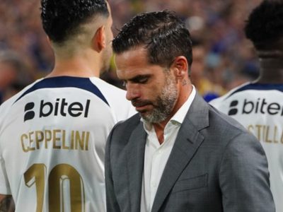 Dolor de cabeza para Gago: los seis jugadores de Boca que no viajarán a Santiago del Estero