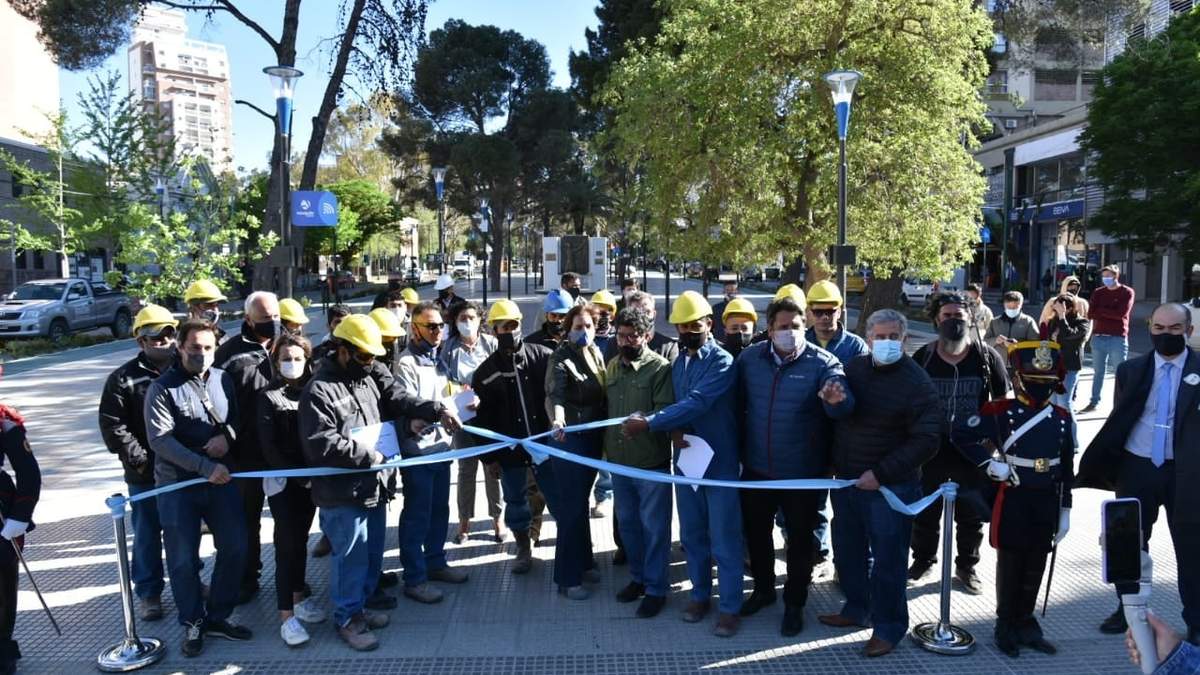 Mariano Gaido en el acto de inauguración de obras en la avenida Argentina. Fuente: (Twitter)