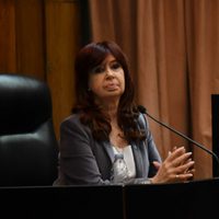 "Es la economía bimonetaria, estúpido": Cristina Kirchner criticó la gestión de Javier Milei