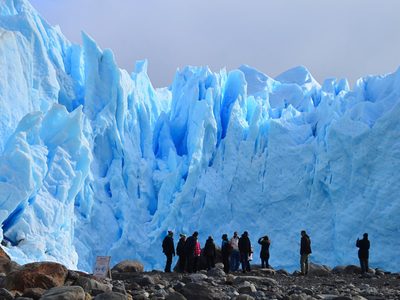 Se rompe el silencio blanco: el Perito Moreno retrocede 2.000 metros y preocupa al mundo