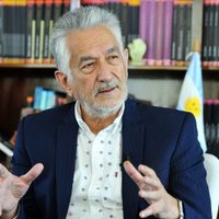 Rodriguez Saa contra los porteños: "Se creen que van en la primera clase del Titanic"