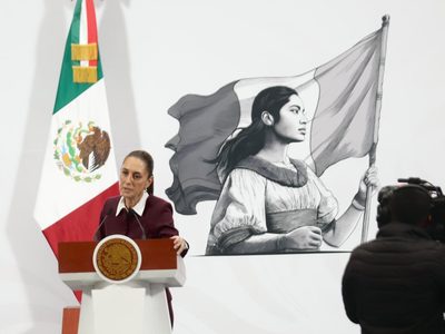 Con Sheinbaum, crece 14% la deuda pública en los primeros cuatro meses de 2025: Hacienda