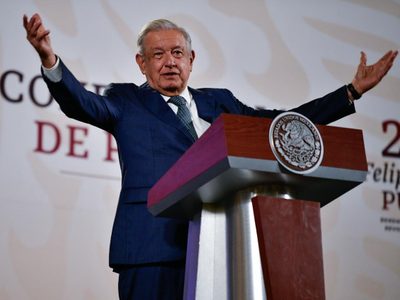 Megafarmacia enviará las medicinas al domicilio de los pacientes: AMLO