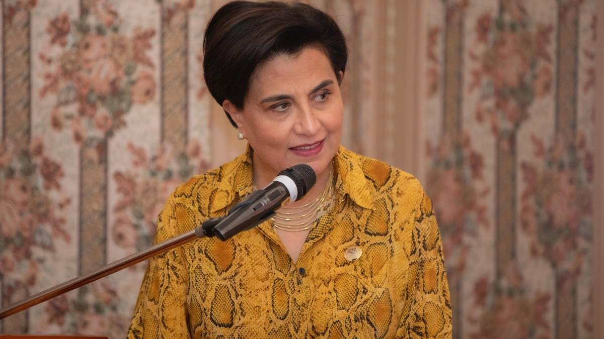 La ministra de Exteriores de Ecuador, Gabriel Sommerfeld
