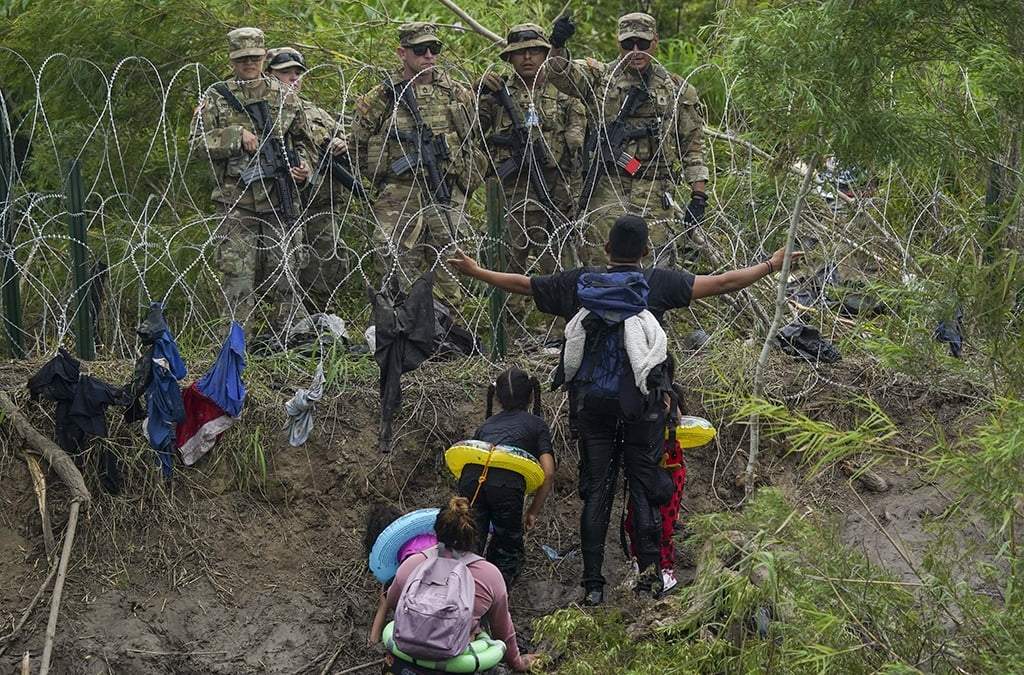 Migrantes en la frontera con Estados Unidos