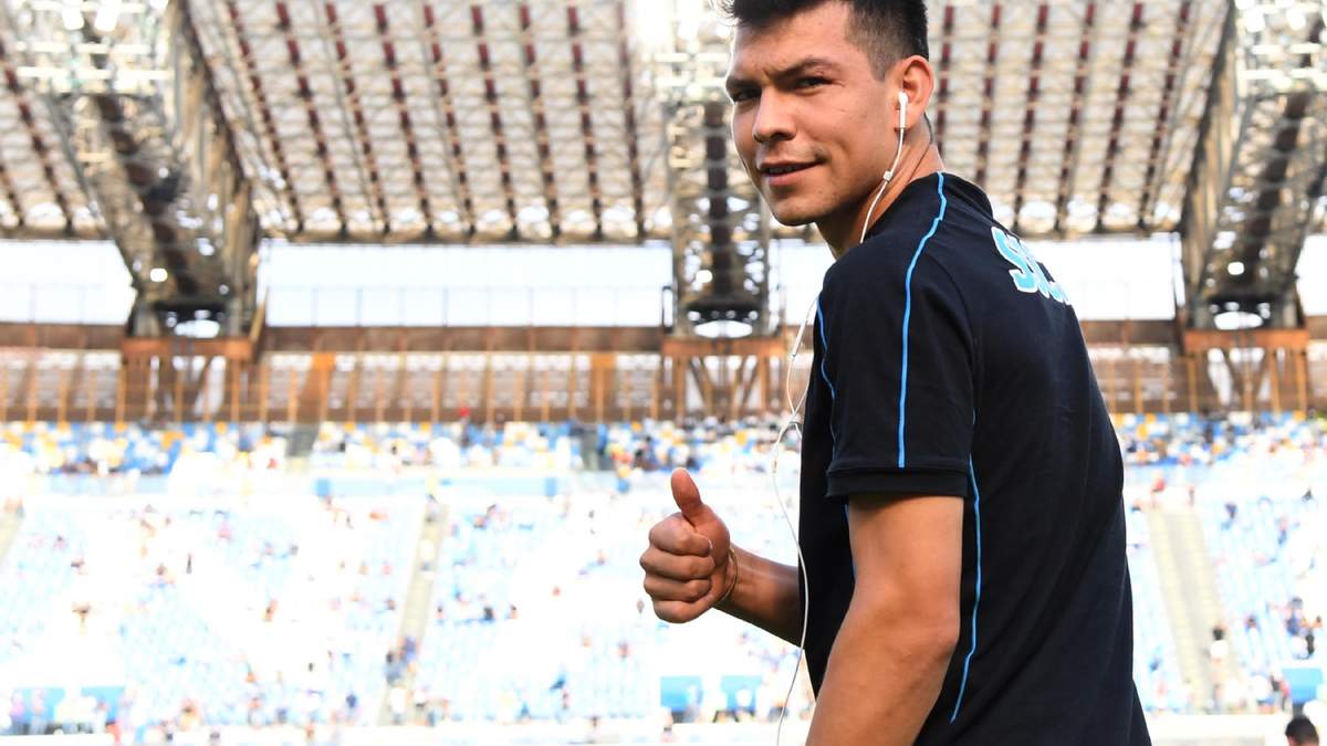 El delantero mexicano del Napoli, Hirving Lozano