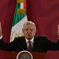 'Amor y paz” responde AMLO a dichos de Trump sobre el muro