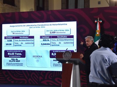 “Ganarle a Netflix”: AMLO sugiere reforzar la campaña antidrogas el próximo sexenio