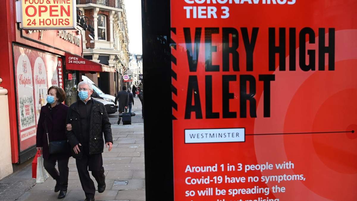Las calles de Londres advierten por una "alerta muy alta" de coronavirus. Fuente: (Twitter)