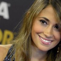 Antonela Roccuzzo con un leggin tan pegado que filtra algo más... ¡No hay nada abajo!