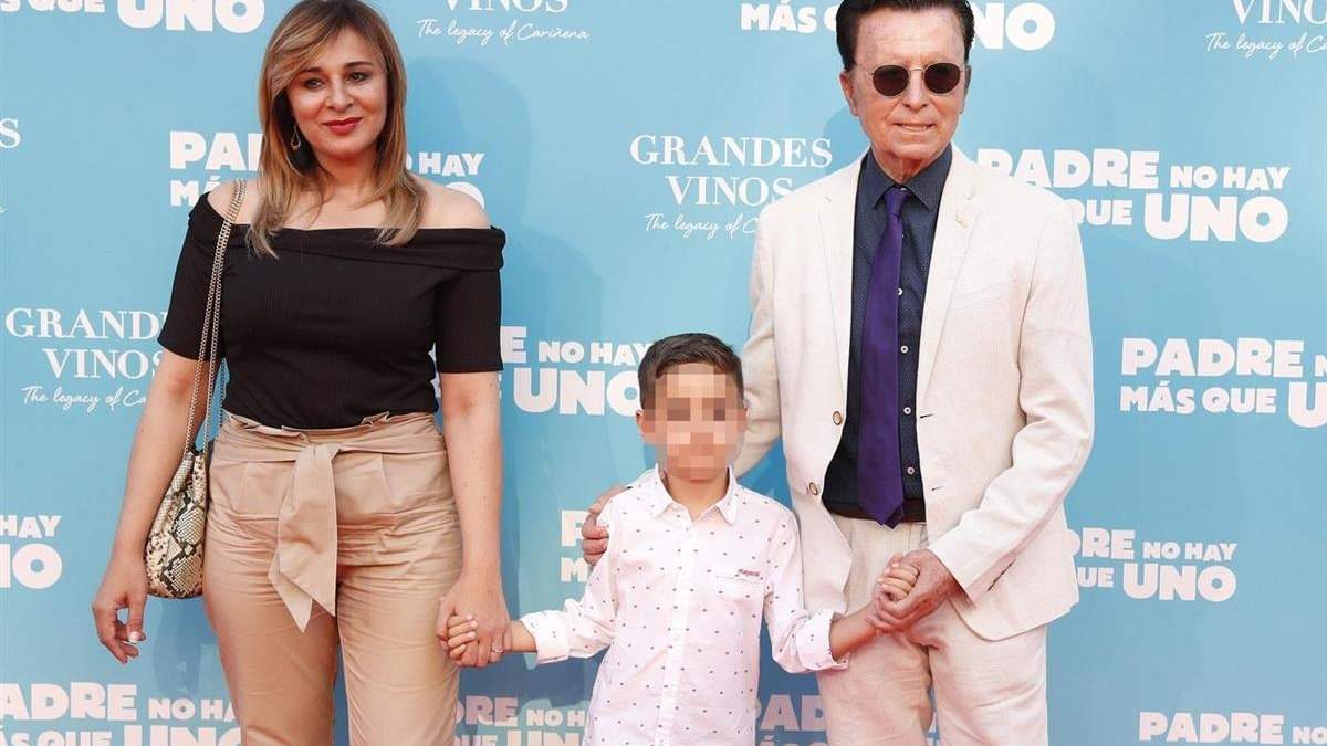Ana María Aldón, José Ortega Cano y su hijo José María. Fuente: (Instagram).