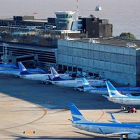 El Ministerio de Turismo analiza medidas "agresivas" para reactivar el sector