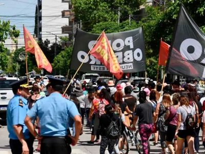 Organizaciones sociales adhirieron a la jornada de lucha nacional y sumaron reclamos locales