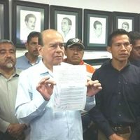 Policías pactan mejoras y ponen fin a paro de labores en Tabasco
