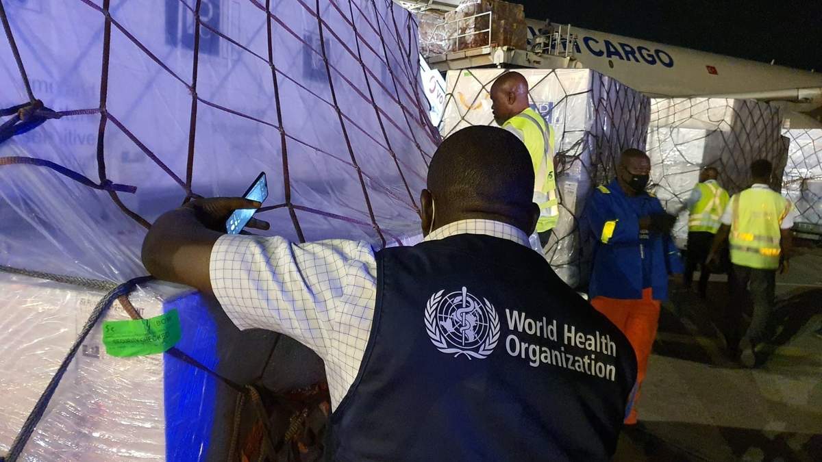 Entrega de vacunas del mecanismo COVAX en Kinshasa