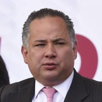 Santiago Nieto reaparece durante un foro en Monterrey