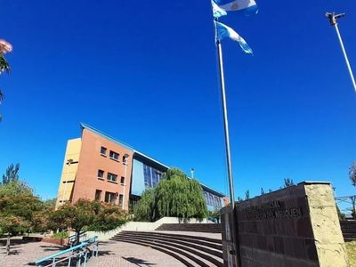 Docentes de Neuquén podrán realizar trámites de manera virtual con el Legajo Digital