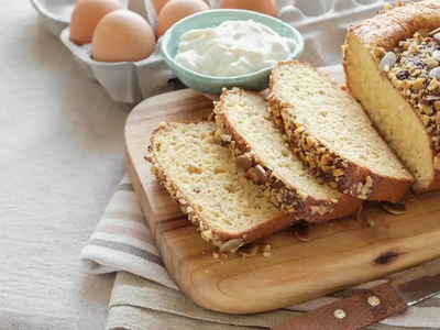 Pan de queso y almendras: con 3 huevos y estos ingredientes; prepará esta versión esponjosa y baja en calorías