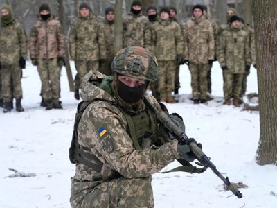 Inteligencia de Estonia señala que Rusia está "preparada" para lanzar una operación contra Ucrania