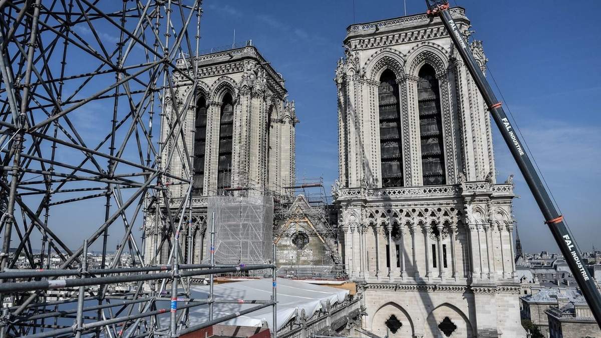 Reconstrucción de Notre Dame. Fuente: (Twitter)