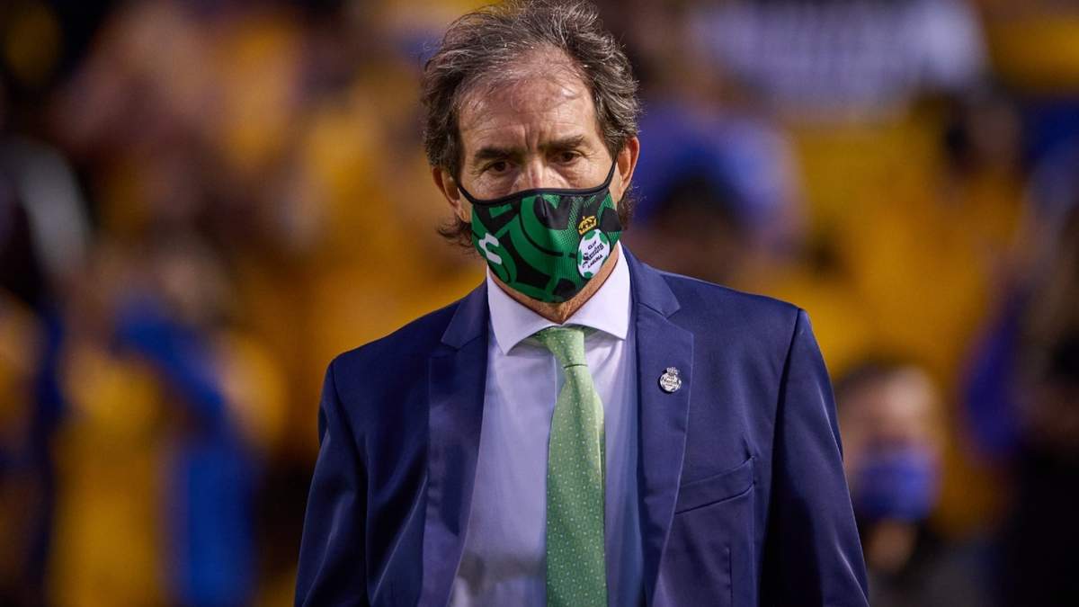Tras no avanzar en la liguilla, el director técnico fue despedido