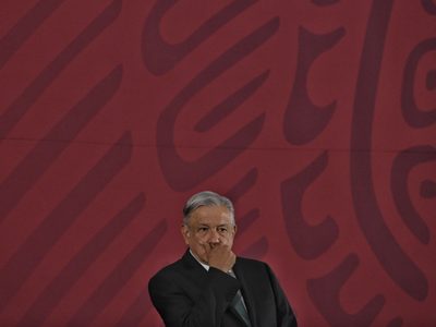 Acuerdo migratorio, rectifique presidente de México, por favor