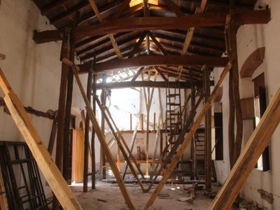 Por cambios estéticos, exigen al INAH frenar reconstrucción en Casa de Cultura de Juchitán