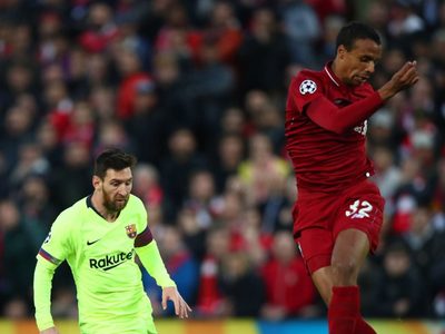 En cuarentena por coronavirus, Matip recordó un inédito momento ante Messi