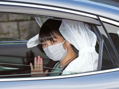 La princesa Mako de Japón renunció a su título y rompió los lazos con la familia imperial